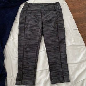 Tek gear leggings with pockets! Never worn!
